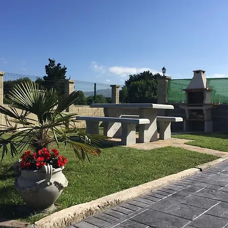 Rurales La Aguilera Country house *