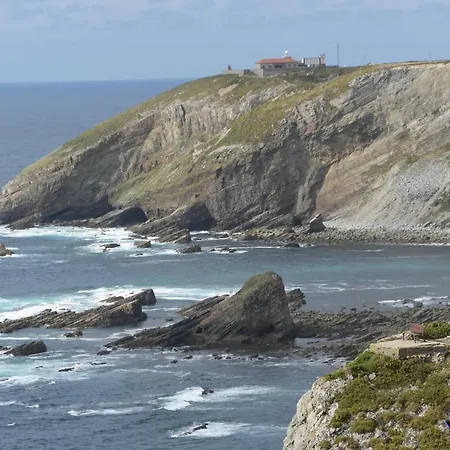 Rurales La Aguilera منزل ريفي Oviñana